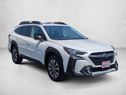 Certified 2025 Subaru Outback Limited AWD/4WD image 3