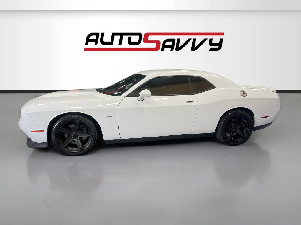 Used 2019 Dodge Challenger R/T RWD image 4