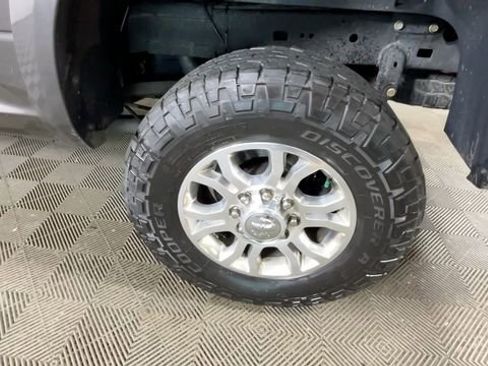 Used 2018 RAM 2500 Laramie AWD/4WD image 15