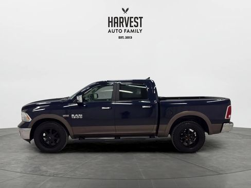 Used 2017 RAM 1500 Laramie w/ Convenience Group AWD/4WD image 2