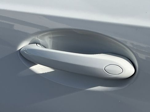 New 2026 BMW 330i Sedan w/ Premium Package image 31