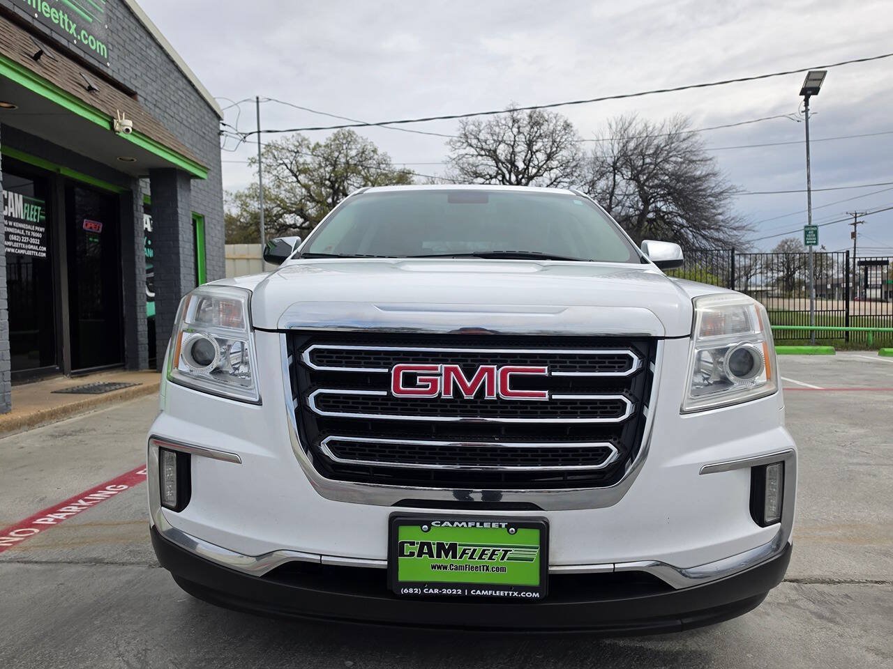 Used 2017 GMC Terrain SLT FWD image 8