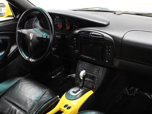 Used 2001 Porsche 911 Carrera image 14