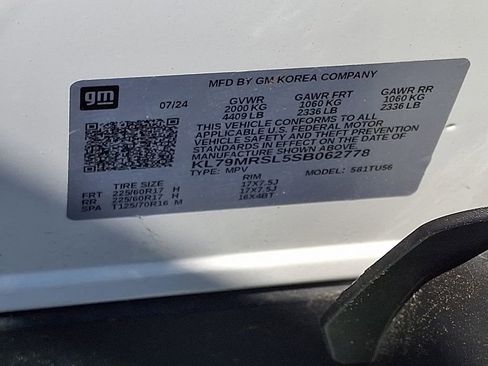Used 2025 Chevrolet TrailBlazer LT AWD/4WD image 29