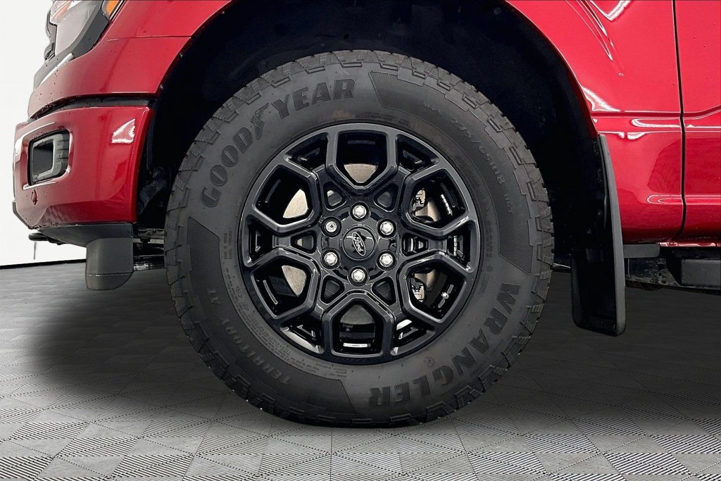 Certified 2025 Ford F150 XLT w/ Equipment Group 302A MID AWD/4WD image 9