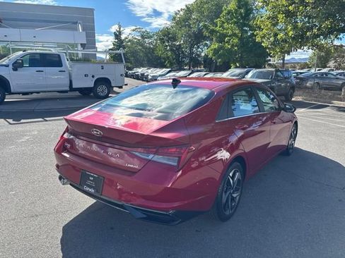 Used 2023 Hyundai Elantra Limited FWD image 8