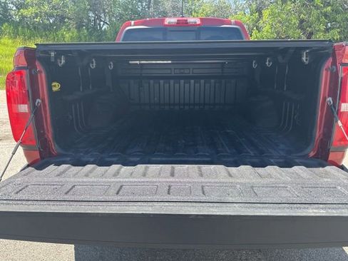 Used 2016 Chevrolet Colorado Z71 AWD/4WD image 15