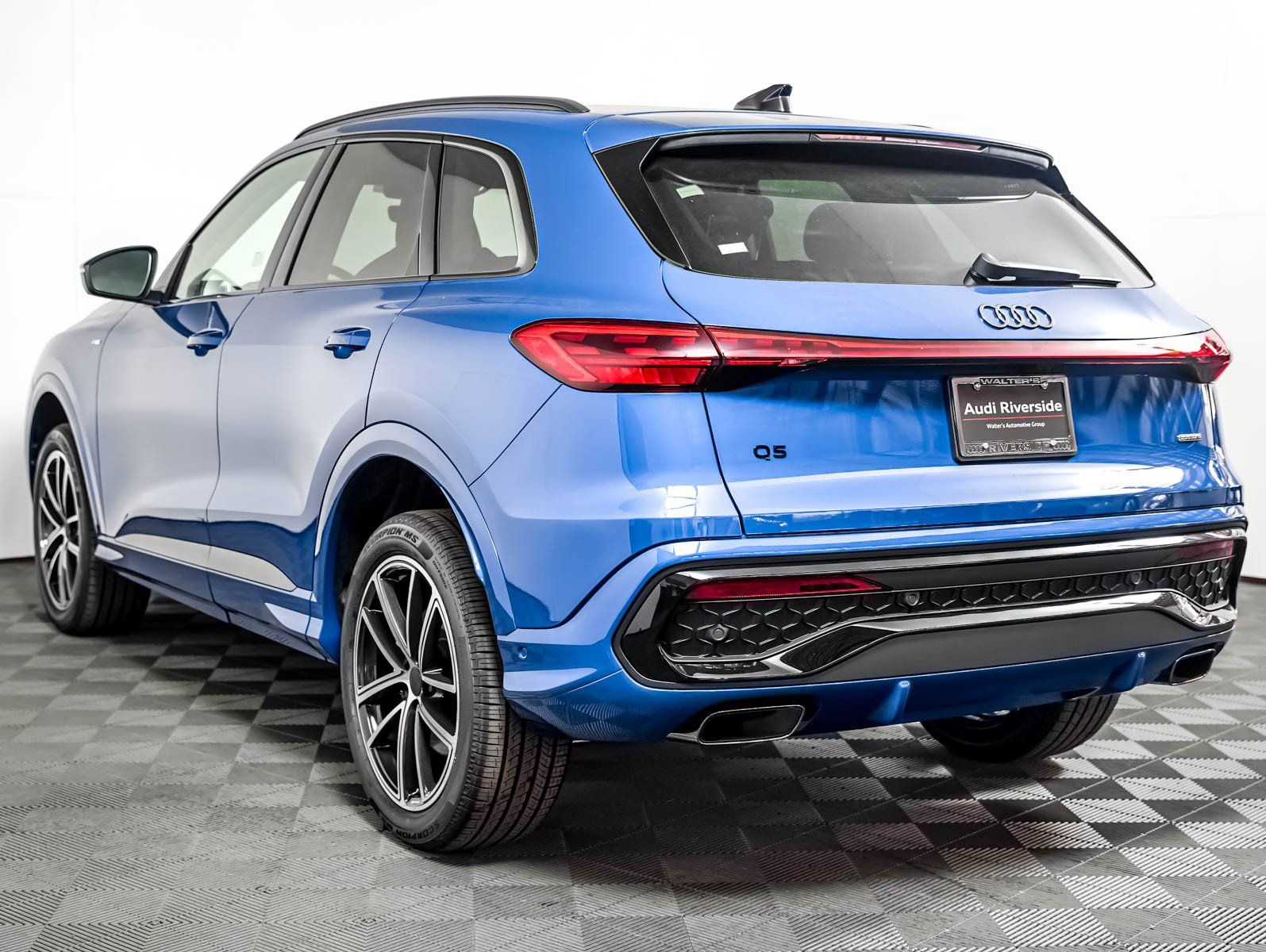 New 2026 Audi Q5 Premium AWD/4WD image 2