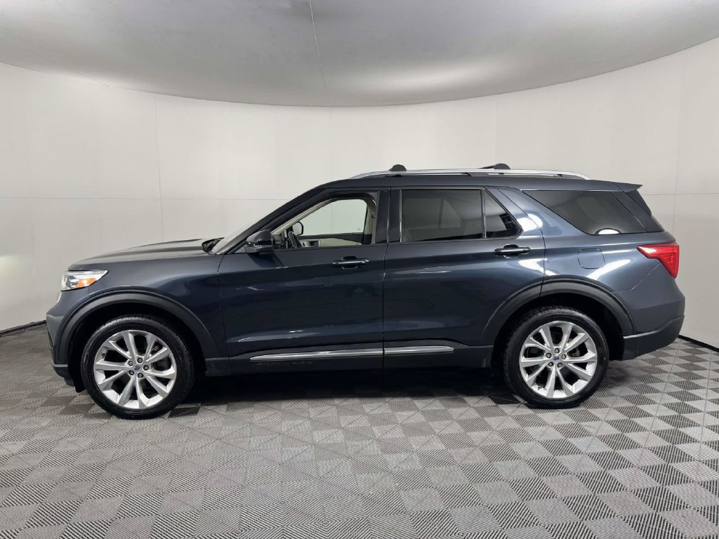 Used 2022 Ford Explorer Platinum w/ Technology Package AWD/4WD image 11