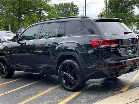 Used 2023 Volkswagen Atlas SEL R-Line AWD/4WD image 13
