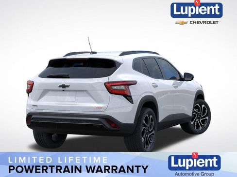 New 2026 Chevrolet Trax RS image 4