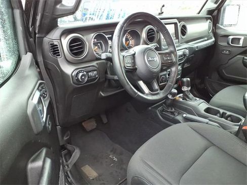 Used 2021 Jeep Wrangler Unlimited Sport image 15