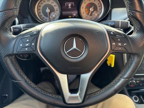 Used 2014 Mercedes-Benz CLA 250 image 27
