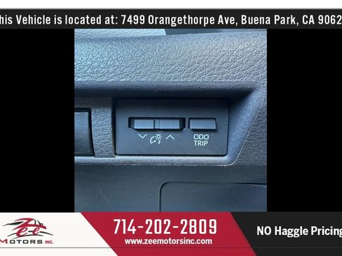 Used 2021 Toyota Sienna LE w/ LE Plus Package FWD image 45