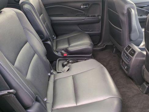 Used 2017 Honda Pilot Elite image 21