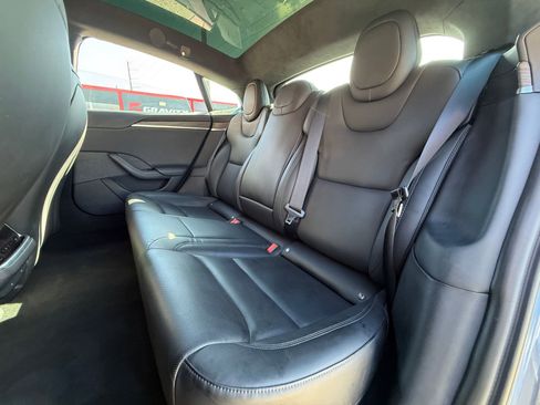 Used 2023 Tesla Model S AWD/4WD image 11