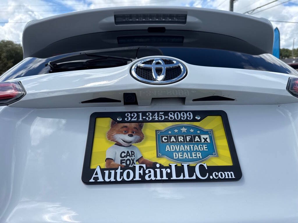 Used 2017 Toyota RAV4 LE w/ Carpet Mat Package AWD/4WD image 7