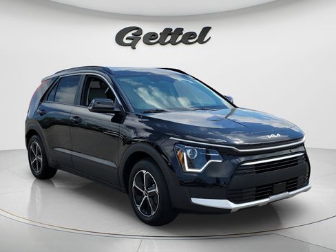 Used 2025 Kia Niro EX FWD image 7