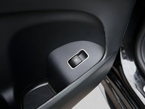 Certified 2026 Mercedes-Benz GLE 450 4MATIC image 29