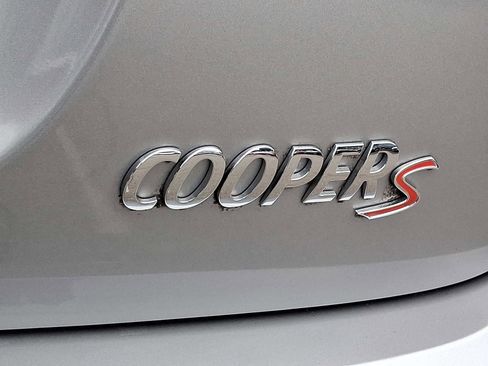 Certified 2024 MINI Cooper S image 29