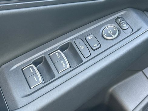 New 2025 Honda Accord EX-L image 12