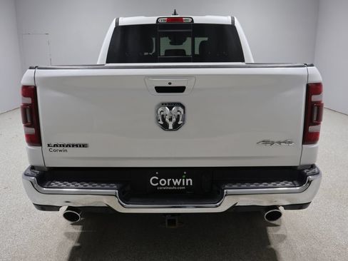 Used 2023 RAM 1500 Laramie AWD/4WD image 3