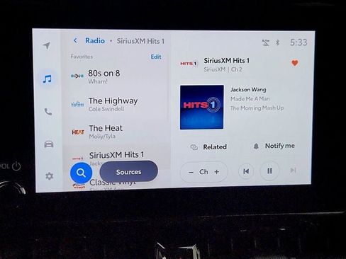 Used 2023 Toyota Corolla Cross XLE image 17