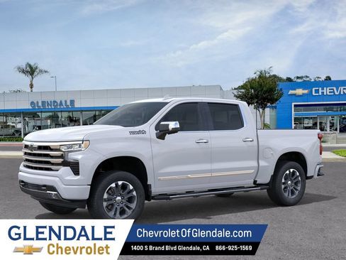 New 2026 Chevrolet Silverado 1500 High Country w/ Technology Package AWD/4WD image 2