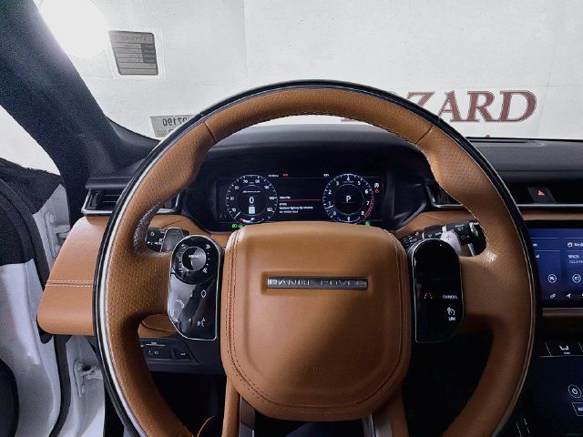 Used 2019 Land Rover Range Rover Velar R-Dynamic SE AWD/4WD image 13