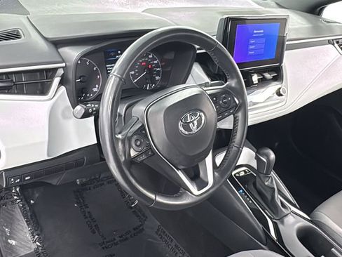 Used 2023 Toyota Corolla SE w/ Carpet Mat Package (TMS) image 32