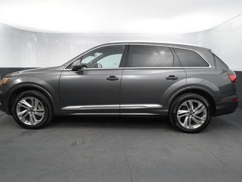 Used 2021 Audi Q7 3.0T Premium image 2