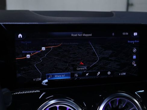 Used 2022 Mercedes-Benz GLA 250 4MATIC w/ AMG Line image 32