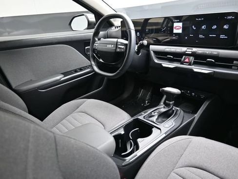 Used 2025 Kia K4 EX FWD image 15