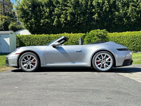 New 2026 Porsche 911 Carrera GTS image 2