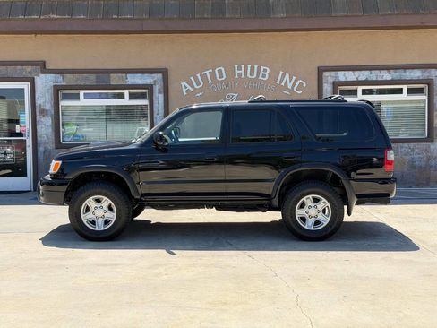 Used 1999 Toyota 4Runner SR5 AWD/4WD image 7
