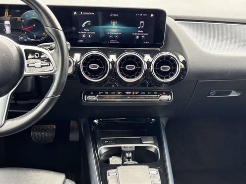 Used 2021 Mercedes-Benz GLA 250 4MATIC image 24