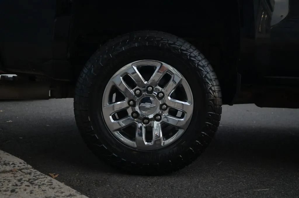 Used 2019 Chevrolet Silverado 3500 LTZ w/ Duramax Plus Package AWD/4WD image 21