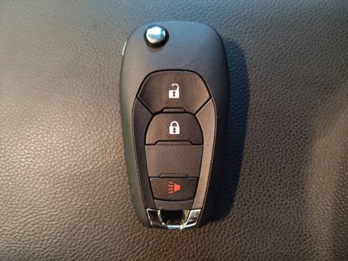 Used 2023 Chevrolet TrailBlazer LS FWD image 32