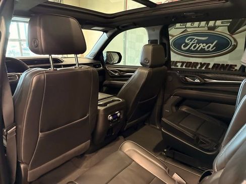 Used 2022 GMC Yukon XL Denali AWD/4WD image 19