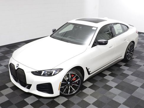 New 2026 BMW i4 xDrive40i w/ M Sport Package AWD/4WD image 2