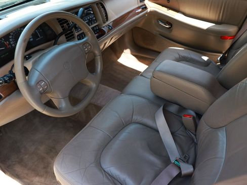 Used 2003 Buick Park Avenue w/ 1SE Package FWD image 4