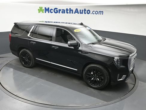 Used 2023 GMC Yukon Denali w/ Denali Reserve Package AWD/4WD image 3