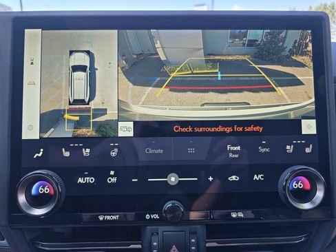 Used 2024 Lexus GX 550 w/ Accessory Package (2T) AWD/4WD image 31