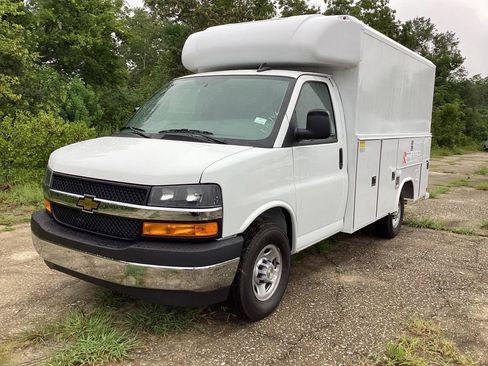 New 2025 Chevrolet Express 3500 w/ Power Convenience Package RWD image 1