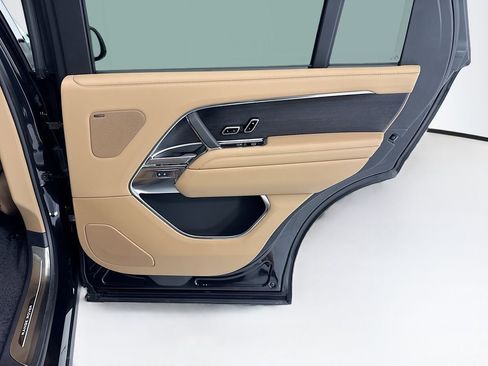 New 2026 Land Rover Range Rover Long Wheelbase SE AWD/4WD image 26