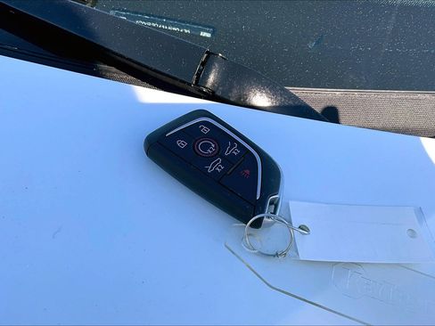 Used 2022 Chevrolet Corvette Stingray Preferred Cpe w/ Engine Appearance Package RWD image 33