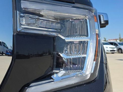 Used 2020 GMC Sierra 1500 Denali w/ Denali Premium Package image 11