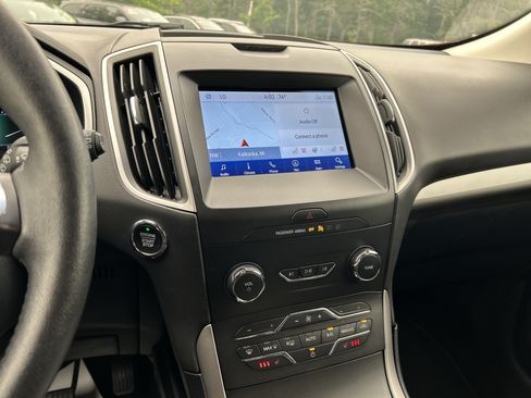 Used 2020 Ford Edge SEL w/ Convenience Package AWD/4WD image 16