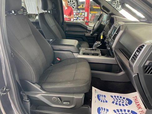 Used 2017 Ford F150 XLT w/ Equipment Group 302A Luxury image 18