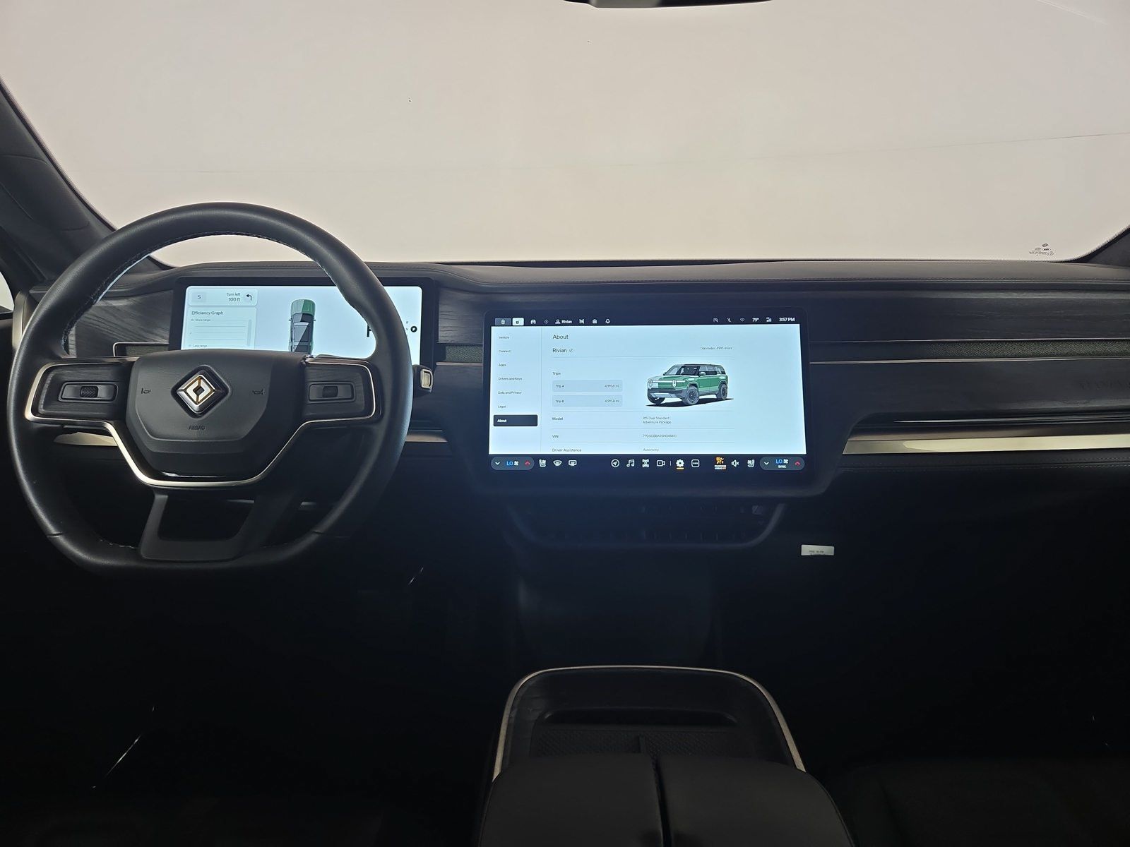 Used 2025 Rivian R1S Adventure Dual AWD/4WD image 27